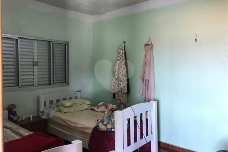 Casa à venda com 3 quartos em Vila Nova Galvão, São Paulo, SP