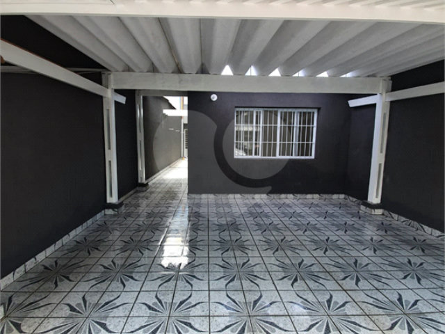 Sobrado à venda com 4 quartos em Santa Terezinha, São Paulo, SP