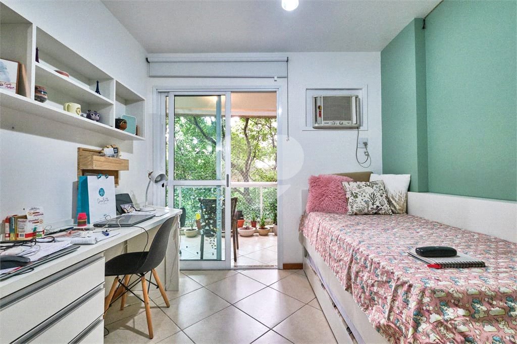 Apartamento à venda com 3 quartos, sendo 2 suítes, em Tijuca, Rio de Janeiro, RJ