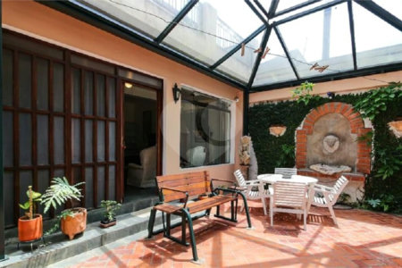 Casa à venda com 3 suítes em Planalto Paulista, São Paulo, SP