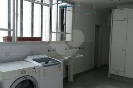 Apartamento à venda com 4 suítes em Alto da Boa Vista, São Paulo, SP