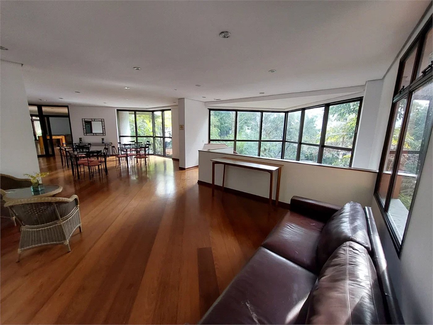 Apartamento à venda com 3 quartos, sendo 1 suíte, em Vila Andrade, São Paulo, SP