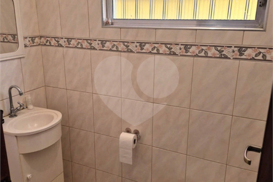 Sobrado à venda com 4 quartos em Tremembé, São Paulo, SP