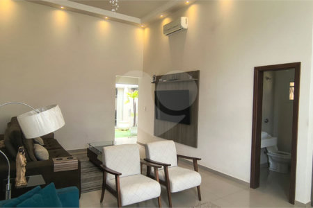 Casa à venda com 3 quartos, sendo 1 suíte, em Jardim Marabá, Itapetininga, SP