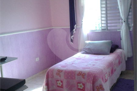 Sobrado à venda com 3 quartos em Vila Dona Augusta, São Paulo, SP