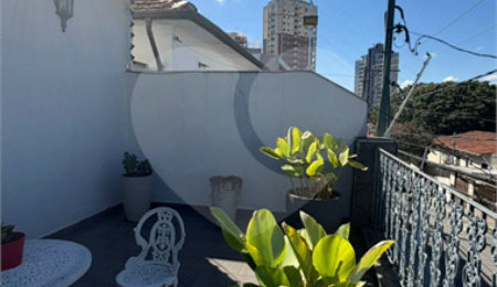 Sobrado à venda com 3 quartos, sendo 2 suítes,  em Santana, São Paulo, SP