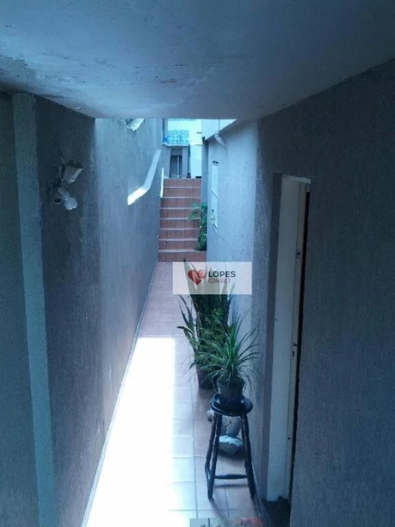 Sobrado à venda com 3 quartos, sendo 1 suíte,  em Jardim das Palmas, São Paulo, SP