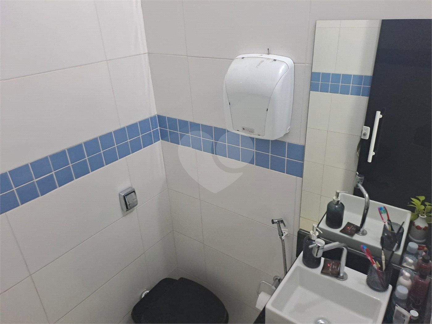 Casa à venda com 2 quartos, sendo 1 suíte,  em Jardim Primavera, Louveira, SP