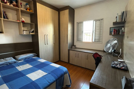 Sobrado à venda com 3 quartos, sendo 2 suítes, em Cidade São Francisco, São Paulo, SP