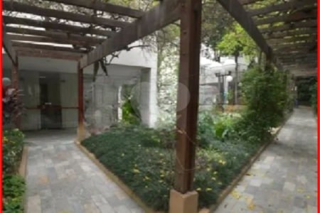 Apartamento à venda com 3 quartos, sendo 1 suíte, em Bosque da Saúde, São Paulo, SP