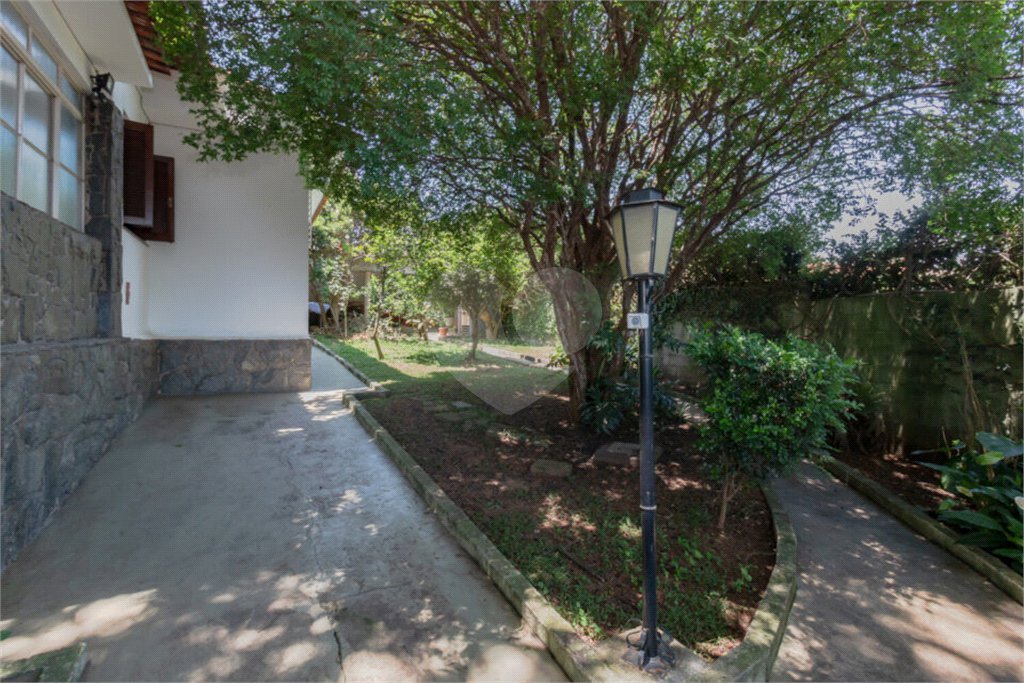 Casa à venda com 4 quartos, sendo 3 suítes, em Vila Pirajussara, São Paulo, SP