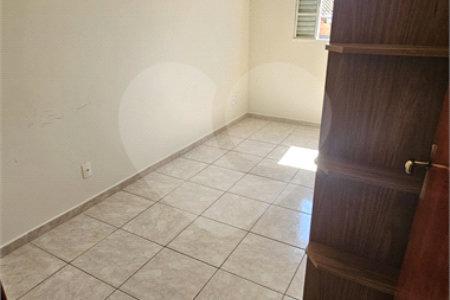 Sobrado para alugar com 3 quartos, sendo 1 suíte, em Jardim do Valle II, Indaiatuba, SP