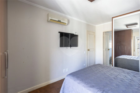 Apartamento à venda com 4 quartos, sendo 2 suítes, em Indianópolis, São Paulo, SP