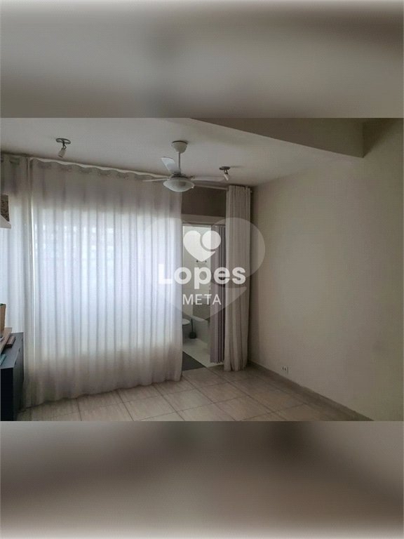 APARTAMENTO Á VENDA, ÉDIFICIO SALIM SIMÃO - CENTRO, 3 QUARTOS SENDO UM UMA SUÍTE, 1 VAGA DE GARAGEM,