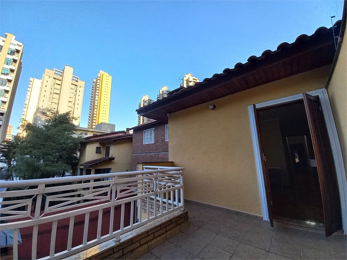 Sobrado à venda com 4 suítes em Paraíso do Morumbi, São Paulo, SP