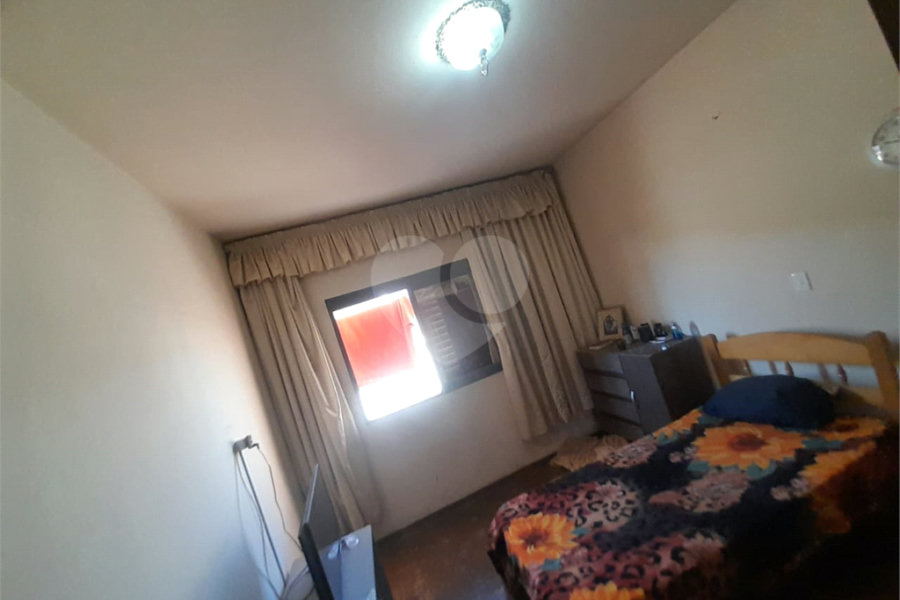 Casa à venda com 3 quartos, sendo 1 suíte, no Centro, Serra Negra, SP