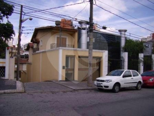 Sobrado à venda com 3 suítes em Água Fria, São Paulo, SP