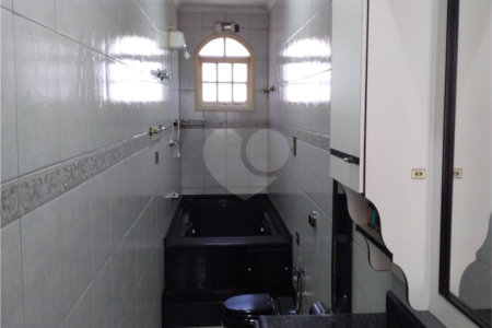 Sobrado à venda com 2 quartos, sendo 1 suíte, em Parque Boturussu, São Paulo, SP