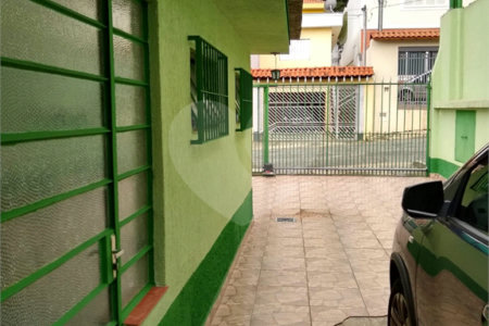 Casa à venda com 2 quartos, sendo 1 suíte, em Vila Piauí, São Paulo, SP