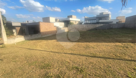 Terreno à venda em Condomínio Buona Vita, Araraquara, SP