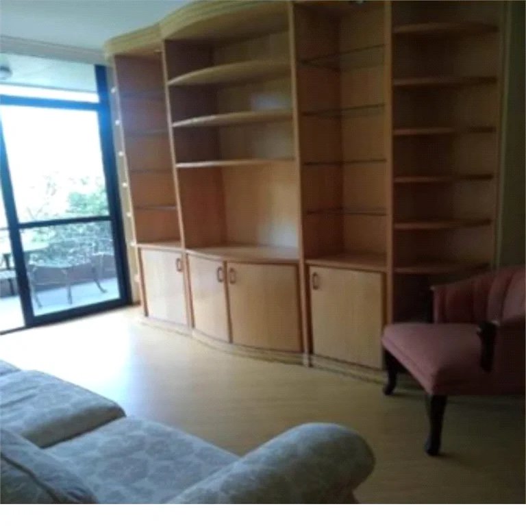 Apartamento à venda com 3 quartos, sendo 1 suíte, em Jardim Londrina, São Paulo, SP
