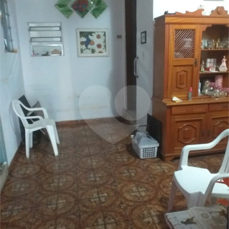 Sobrado à venda com 3 quartos em Parque Vitória, São Paulo, SP