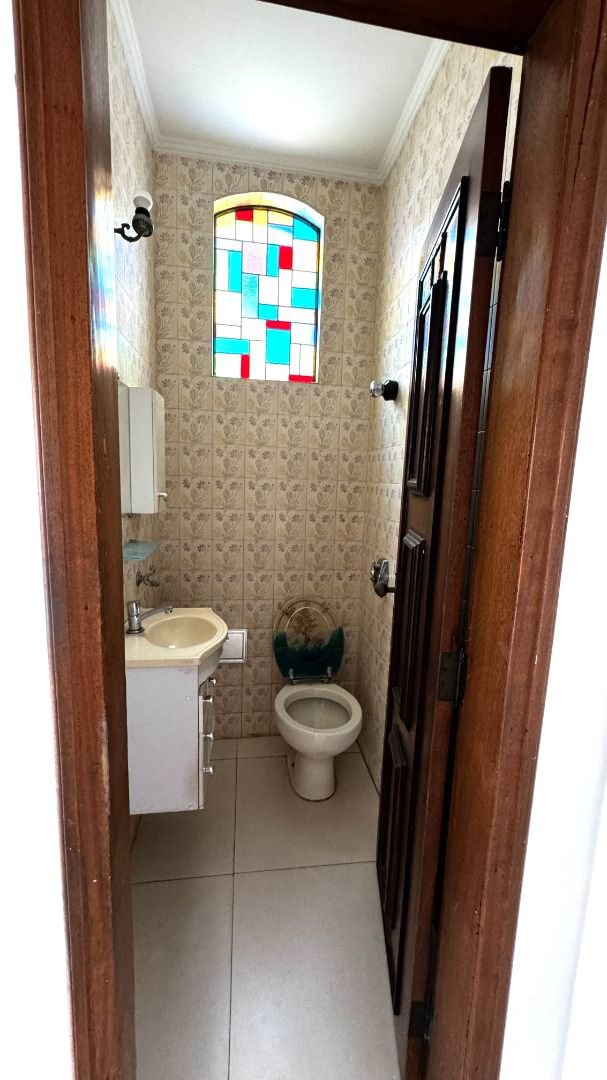 Casa dos Sonhos no Canal 6 – Piscina, Privacidade e 450m² de Terreno