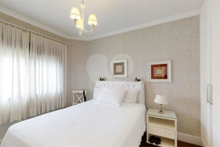 Apartamento à venda com 3 quartos, sendo 2 suítes, em Vila Suzana, São Paulo, SP