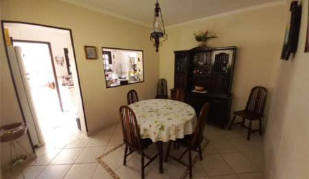 Sobrado à venda com 3 suítes em Jaguaré, São Paulo, SP