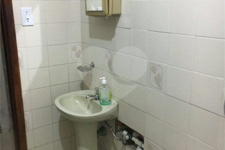 Casa à venda com 1 quarto, sendo 2 suítes, no Centro, Itaguaí, RJ