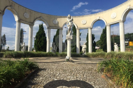 Terreno à venda no condomínio Recanto dos Paturis, Vinhedo - SP