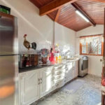 Casa à venda com 3 quartos, sendo 1 suíte, no condomínio Associação Reserva das Hortênsias, Mairiporã - SP