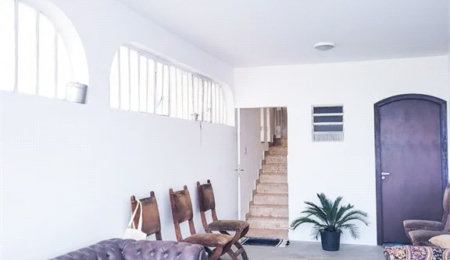 Sobrado à venda com 4 quartos, sendo 2 suítes,  em Vila Madalena, São Paulo, SP