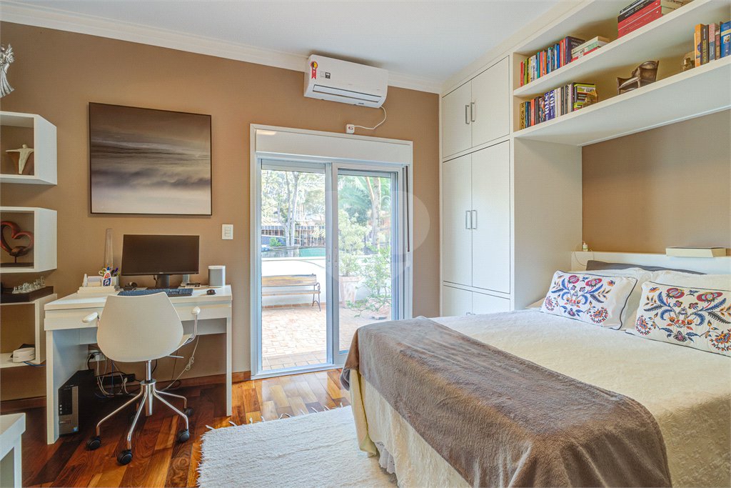 Casa à venda com 3 suítes em Alto da Boa Vista, São Paulo, SP
