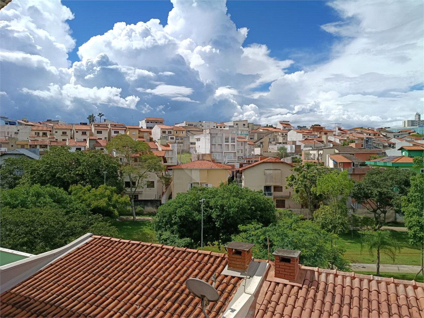 Casa à venda com 3 quartos, sendo 1 suíte, em Chácara Jafet, Mogi das Cruzes, SP