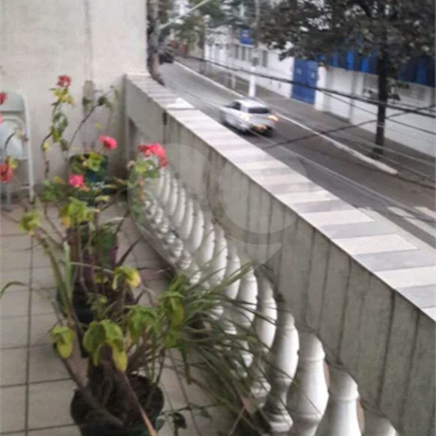 Sobrado à venda na Quarta Parada, para comércio ou residência, entre Alto da Mooca e Belenzinho