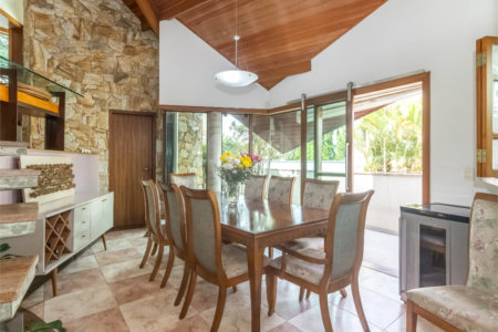 Casa à venda com 4 quartos, sendo 2 suítes, em Jardim Marajoara, São Paulo, SP