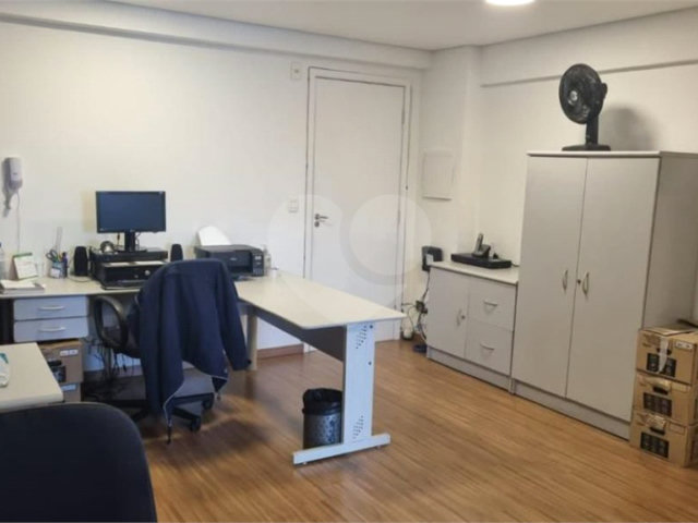 Sala à venda em Santana, São Paulo, SP