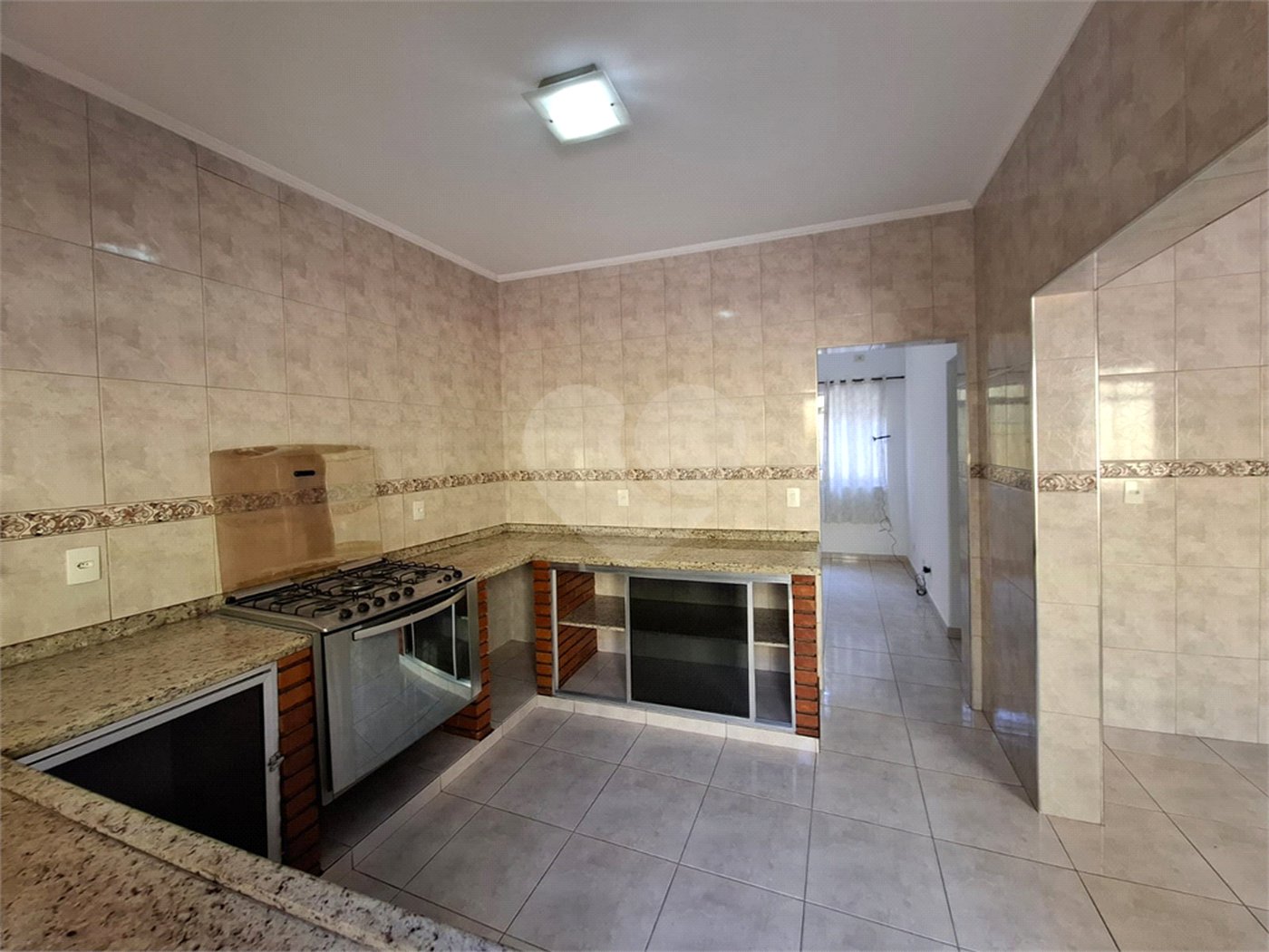 Sobrado à venda com 3 quartos no Brasilândia, São Paulo, SP
