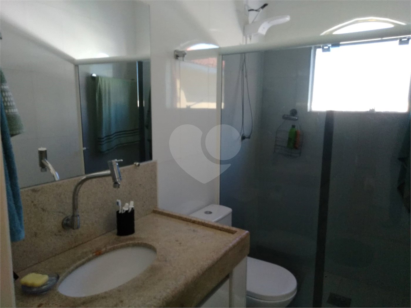 Casa à venda com 3 quartos, sendo 1 suíte, em Vila Carvalho, Sorocaba, SP