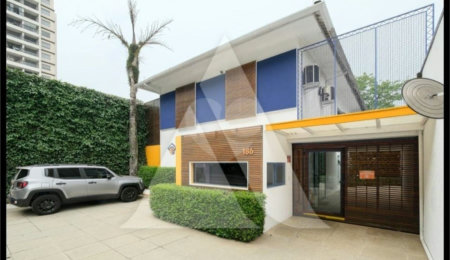 Casa à venda com 3 quartos, sendo 1 suíte,  em Indianópolis, São Paulo, SP