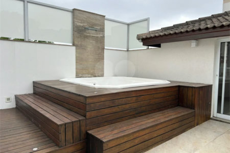 Casa à venda com 3 suítes em Santana, São Paulo, SP