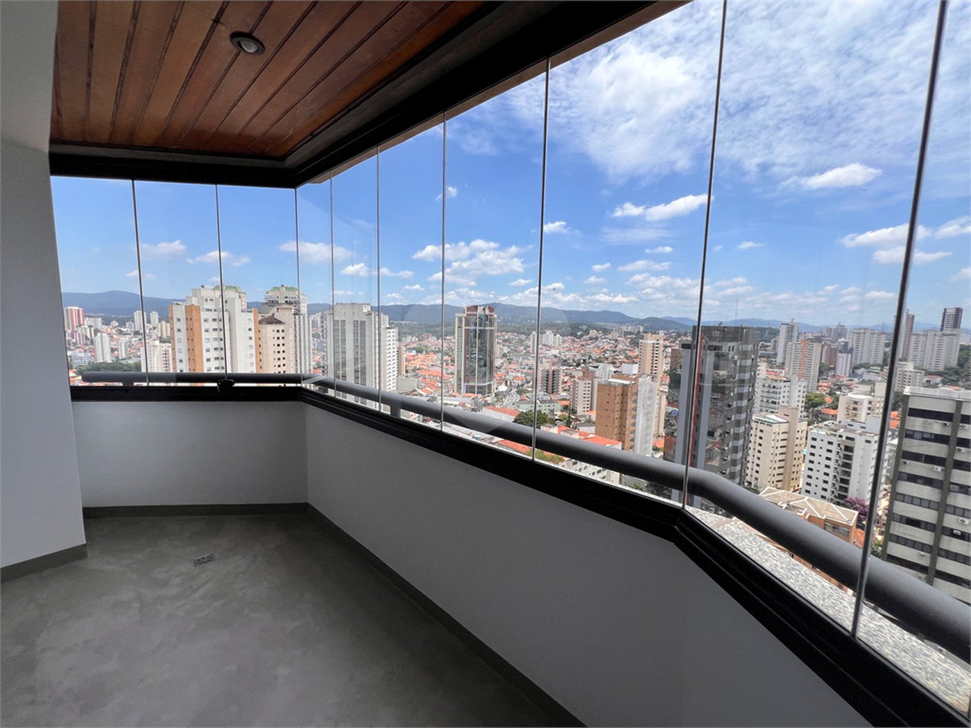 Duplex à venda com 4 suítes em Jardim São Paulo(zona Norte), São Paulo, SP