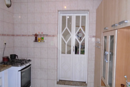 Sobrado à venda com 3 suítes em Moema, São Paulo, SP