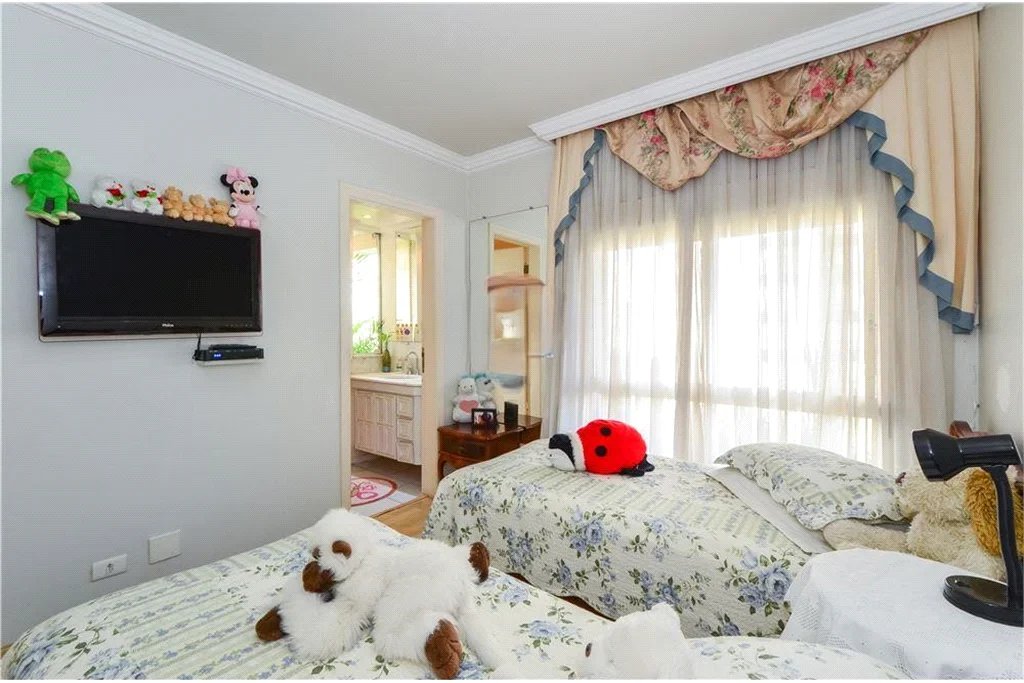 Apartamento à venda com 4 suítes em Vila Suzana, São Paulo, SP