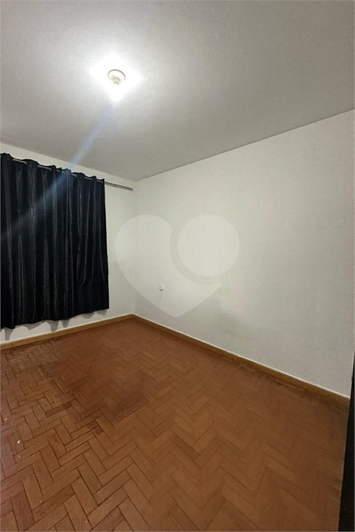 Apartamento à venda com 4 quartos, sendo 1 suíte,  no Centro, Ponta Porã, MS