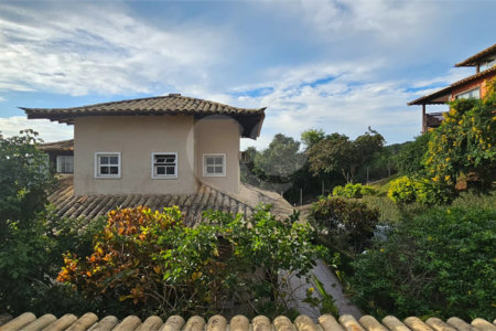 Casa à venda com 4 quartos, sendo 3 suítes, em João Fernandes, Armação dos Búzios, RJ
