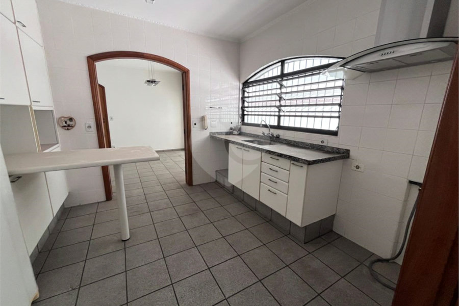 Casa à venda com 3 quartos, sendo 1 suíte, em Jardim São Paulo(zona Norte), São Paulo, SP