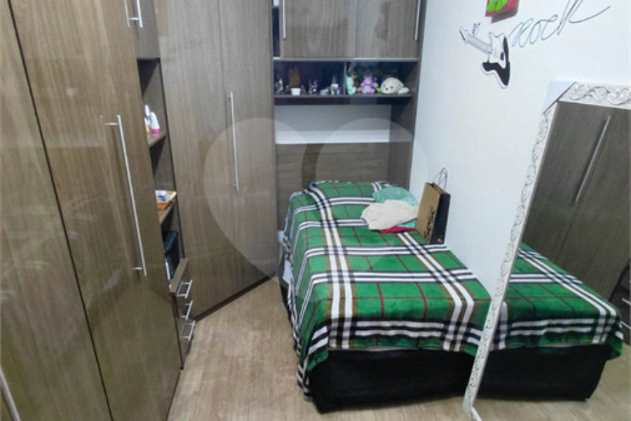 Sobrado à venda com 4 quartos, sendo 1 suíte, em Vila Nova Mazzei, São Paulo, SP