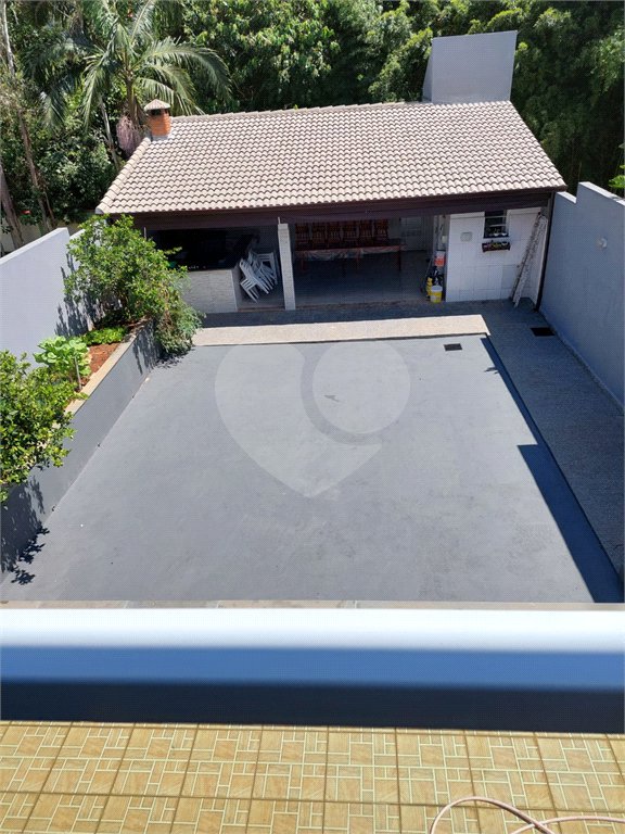 Casa à venda com 3 quartos, sendo 2 suítes, no Centro, Bom Jesus dos Perdões, SP